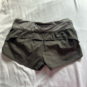 Lululemon Speed Up 2.5” short | Size: 4